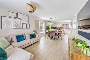 Photo 17- click for photo gallery